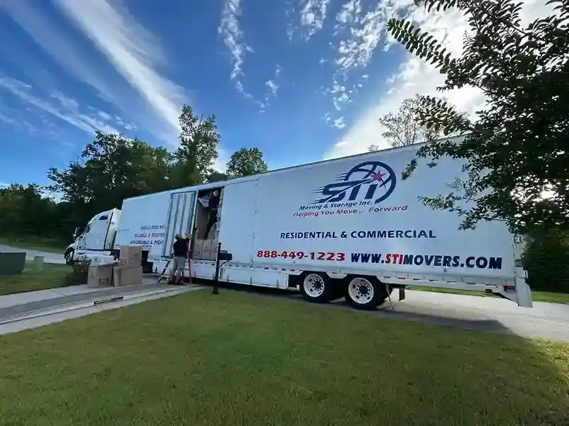 Long Distance Movers in Glencoe